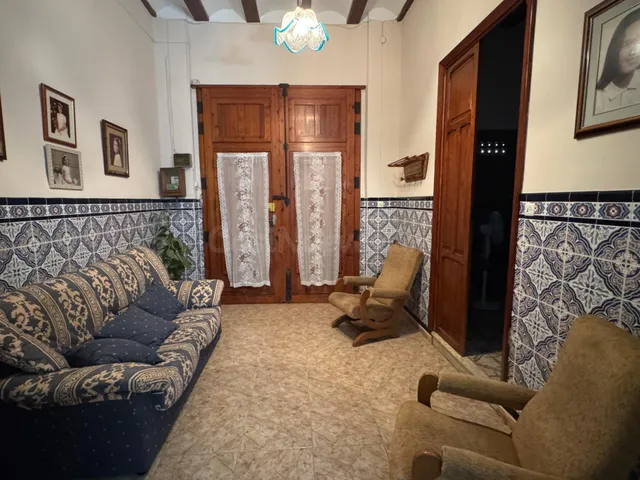 ALG144 - CASA DE 227M2 EN LA CALLE SANTA BARBARA EN ALGEMESI - foto 4