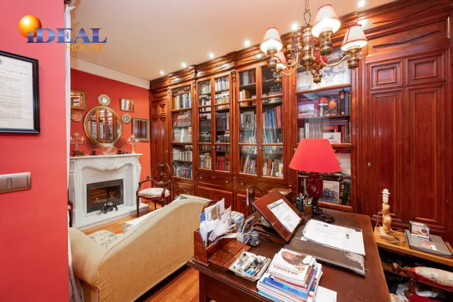 FANTASTICA CASA EN PLAZA DE LOS LOBOS — 34