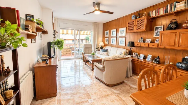 PISO PARA ENTRAR A VIVIR EN POBLENOU DE 3 habitaciones - foto 4