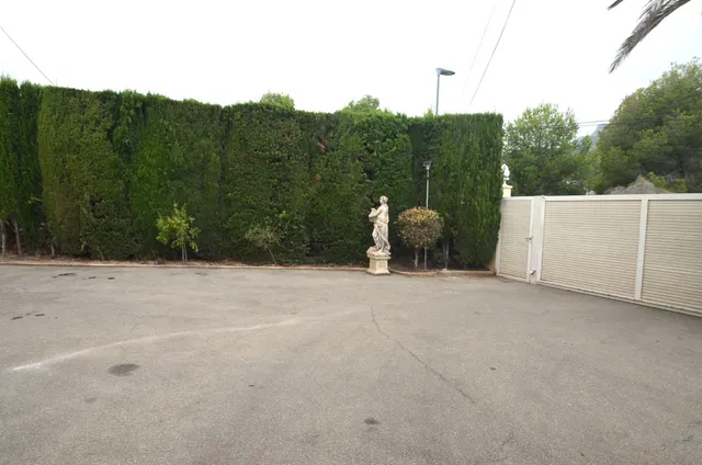 SE VENDE MAGNIFICA VILLA EN LA NUCIA — 49