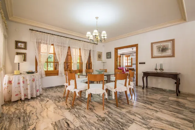 ¡villa de lujo con jardín botánico, piscina y pista de tenis en alzabares! — 25