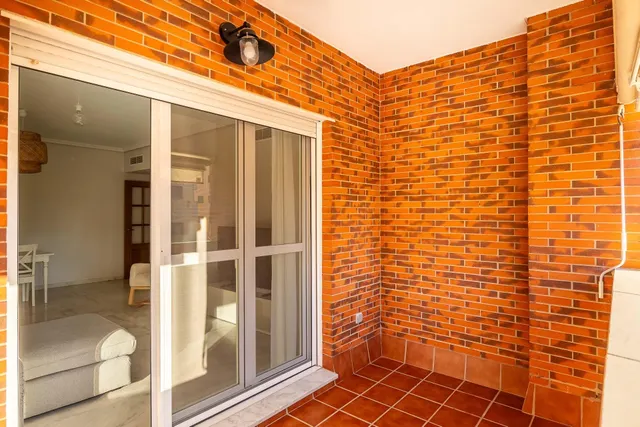 MAGNÍFICO PISO DE 4 DORMITORIOS CON GARAJE, PISCINA Y PÁDEL EN MAIRENA DEL ALJARAFE — 10