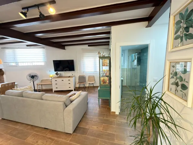 Se alquila precioso Apartamento con piscina cerca de Perín ( - foto 3