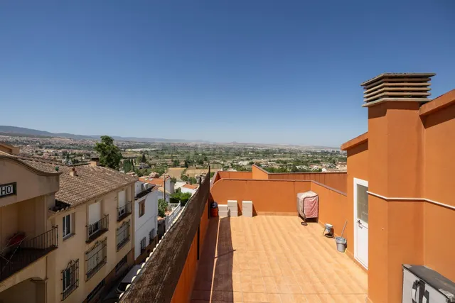 SE VENDE ÁTICO CON GRAN TERRAZA Y VISTAS A SIERRA NEVADA GRA - foto 5