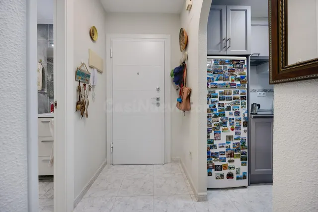 Apartamento reformado de un dormitorio en la Playa de los Locos — 14