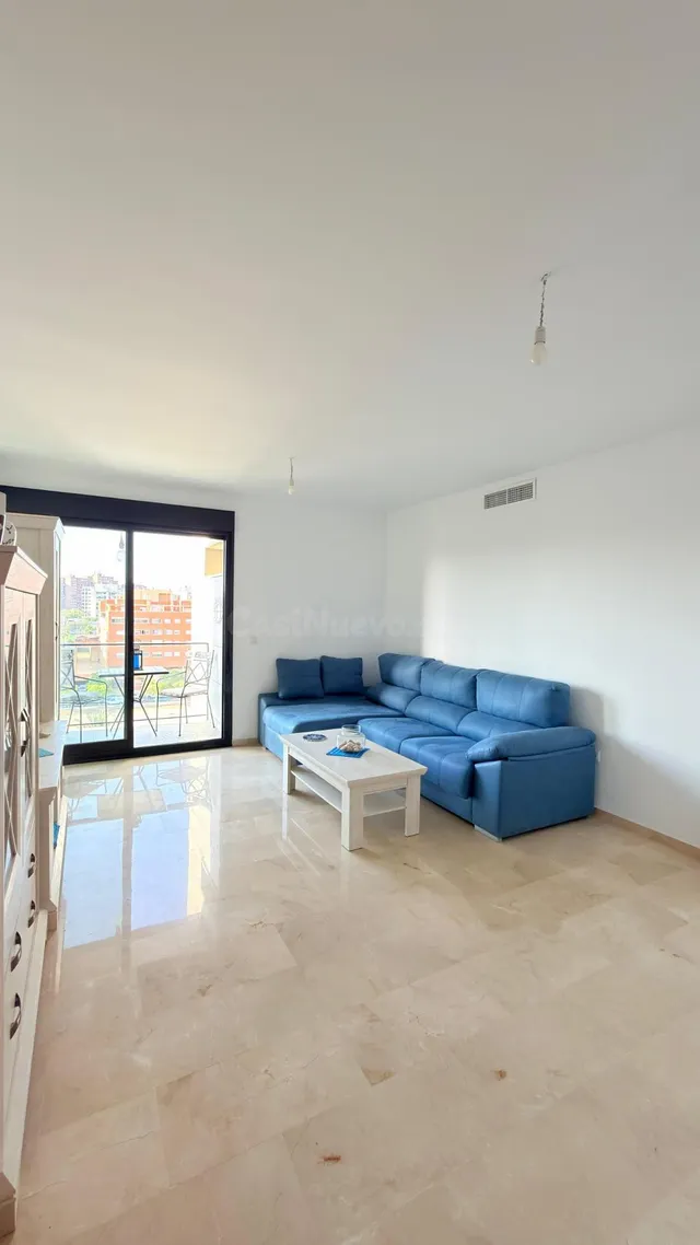 Vivienda en urbanización zona Garbinet. - foto 2