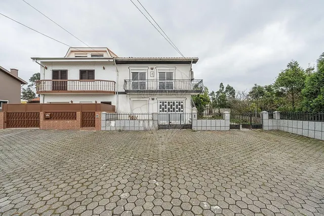 Chalet 7 habitaciones 270m² en venta - Serzedo e Perosinho — 50