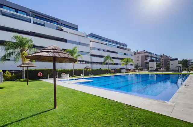 Exclusivo residencial con privacidad, vistas al mar y 2 ampl - foto 2