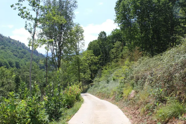 CASERIO CON TERRENO EN SUMBILLA — 20