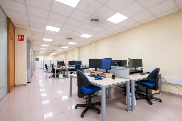 OFICINA - MATARÓ (CENTRE) — 22