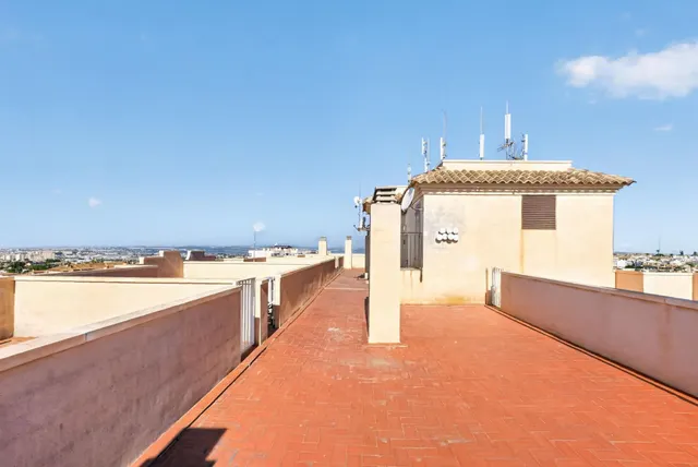 Atico con solarium privado en torreblabca — 12