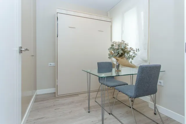 SE VENDE PISO EN ZONA CENTRO — 17
