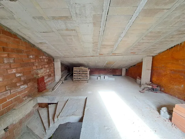 ESTRUCTURA EN VENTA EN LA ZONA CENTRO — 15