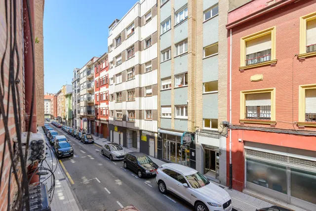 PISO REFORMADO EN EL COTO, GIJÓN, A UN PASO DE LOS FRESNOS Y DEL PASEO DE BEGOÑA — 29