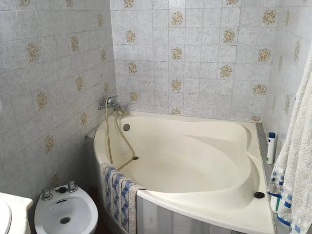 ALQUILER PARA PERFIL ESTUDIANTES – PISO EN CALLE PERIODISTA RUIZ CARNERO (ZONA ZAIDÍN) — 8