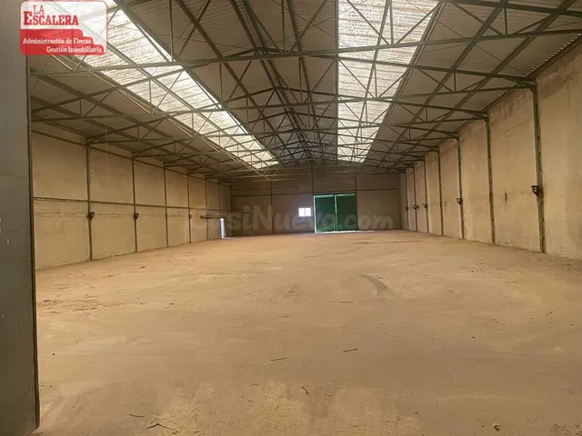 Nave industrial aislada - foto 3