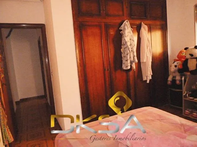 160 m2, terraza, chimenea y estancias de las que ya cuesta encontrar — 13