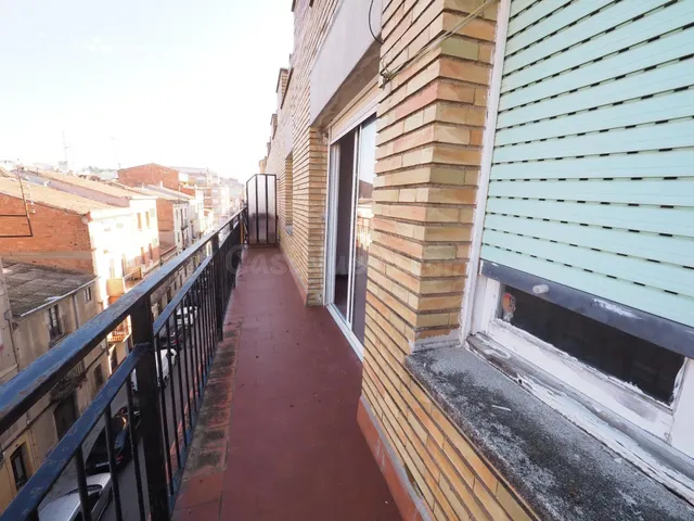 SE VENDE PISO EN MANRESA, ZONA PASSEIG DE PERE III — 4