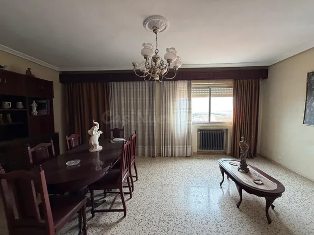 Piso enorme en la Plaza de la concepción - foto 3