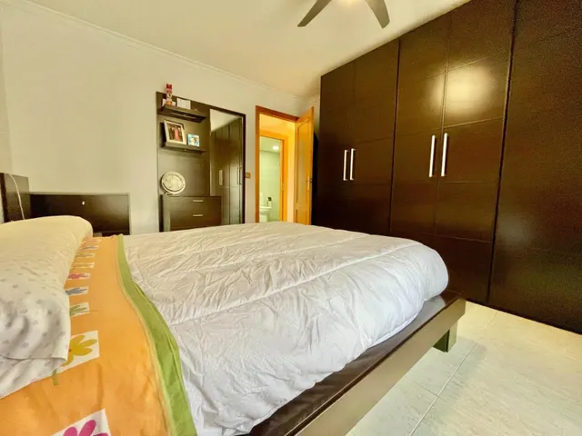 Piso exterior de 3 dormitorios en Miralbaida – Listo para entrar a vivir — 21