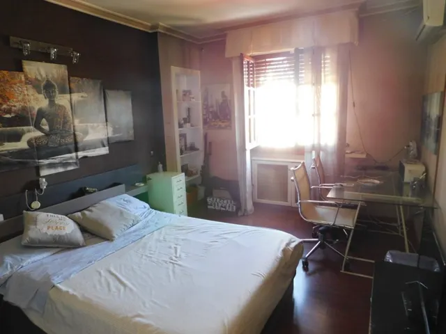Venta - villa de lujo - Torrevieja - 6 dormitorios - 5 baños - 328 m2 - parcela 1066 m2 - piscina - garaje — 35