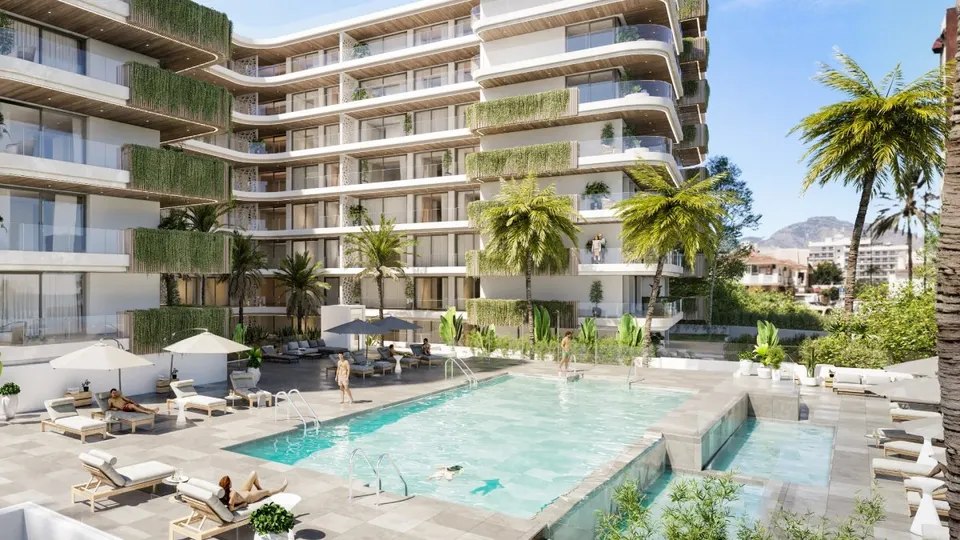 VENTA DE PISO EN LA ZONA DE DOÑA SOFÍA, FUENGIROLA. A SOLO 100 METROS DE PLAYA