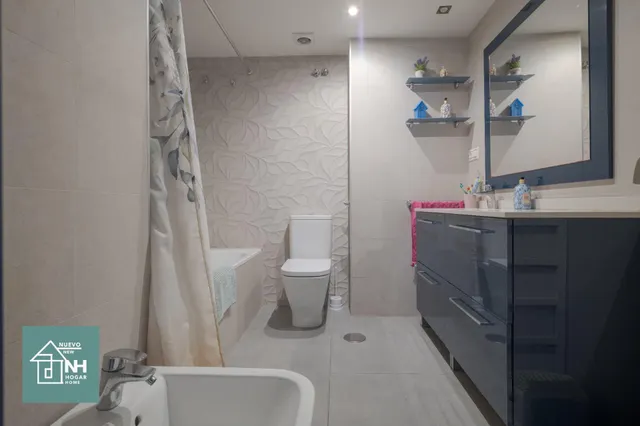Piso de 154 m2 reformado, 4 dormitorios, luminoso y con trasteros en avenida de Andalucía — 39
