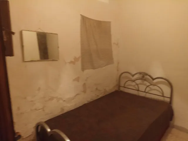 Casa en canjayar zona plaza del ayuntamiento de siete habitaciones trea baños para reformar — 24
