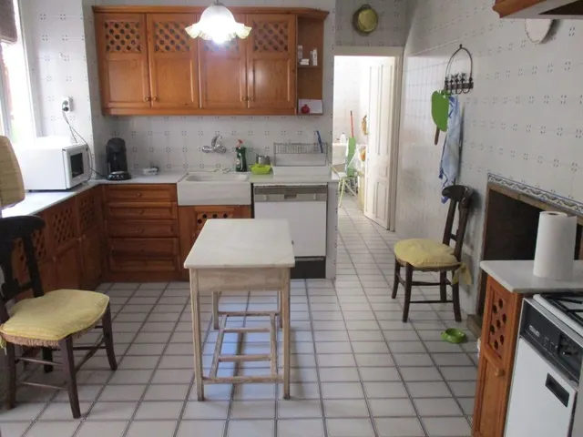 CASA DE 550 M2 CON  PATIO DE 260 M2  Y GARAJE DE 150 M2. — 5