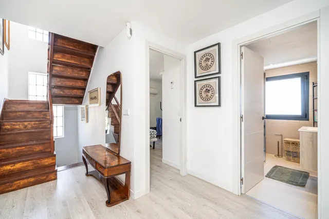 Chalet reformado con piscina, dos apartamentos independientes y garaje en Las Maravillas — 33