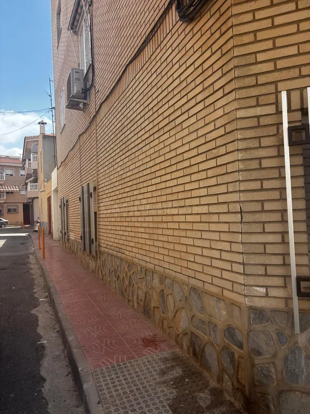 Piso en planta baja a 100m del paseo — 11