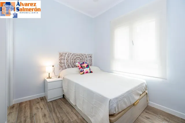 Piso reformado en zona Zaidin — 30