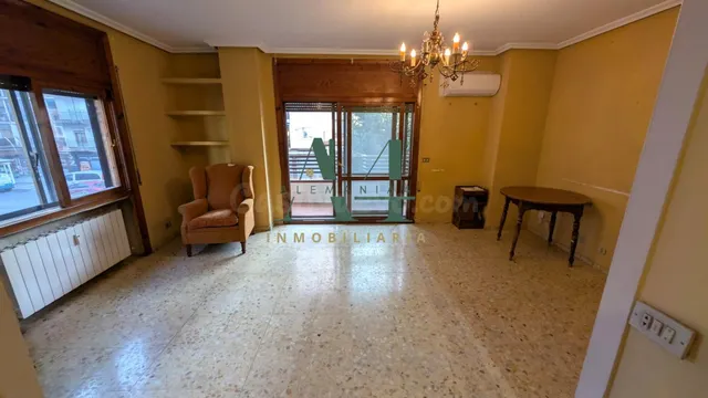 Amplio Piso en la Cruz de los Caídos - Oportunidad Única — 5