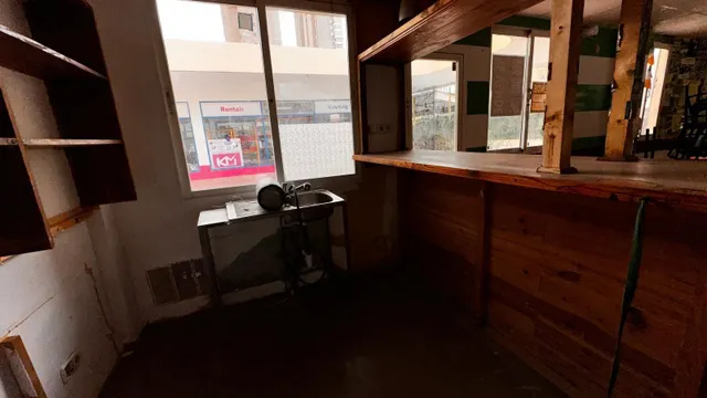 LOCAL COMERCIAL PLAYA LEANTE — 6