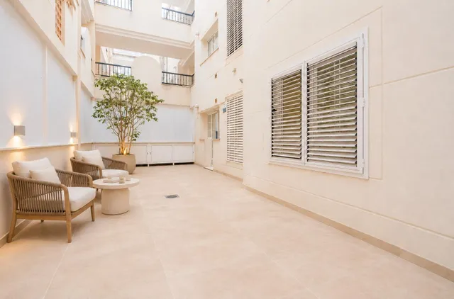 Vive al exterior: planta baja con dos terrazas en Torre en Conill — 42