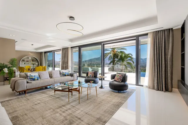 Spectacular Contemporary Villa with Exquisite Quality and Be - foto 3