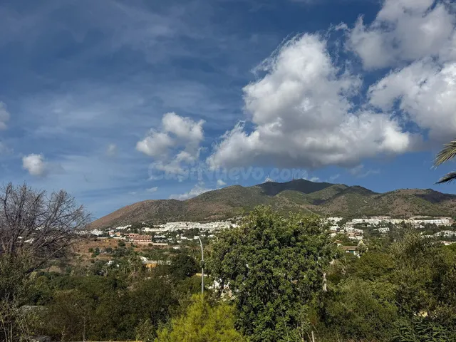 Parcela urbana Benalmádena Costa para proyecto hotelero premium — 2
