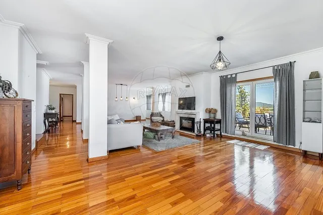Dúplex 4 habitaciones 673m² en venta - Ferreiros e Gondizalv - foto 2