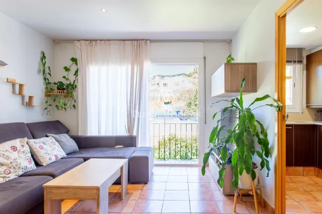 Casa y planta baja en venta en el centro de Sant Andreu de L - foto 5