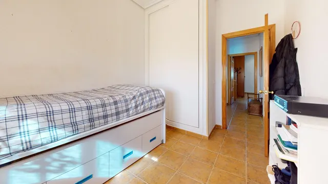 ¡¡ PARCELA EN PROINDIVISO CON VIVIENDA EN AVDA. DEL AEROPUERTO !! — 33