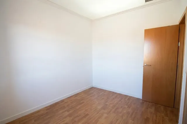 ADOSADO CON DOS PLAZAS DE GARAJE Y SOTANO ZONA CARTUJA — 22