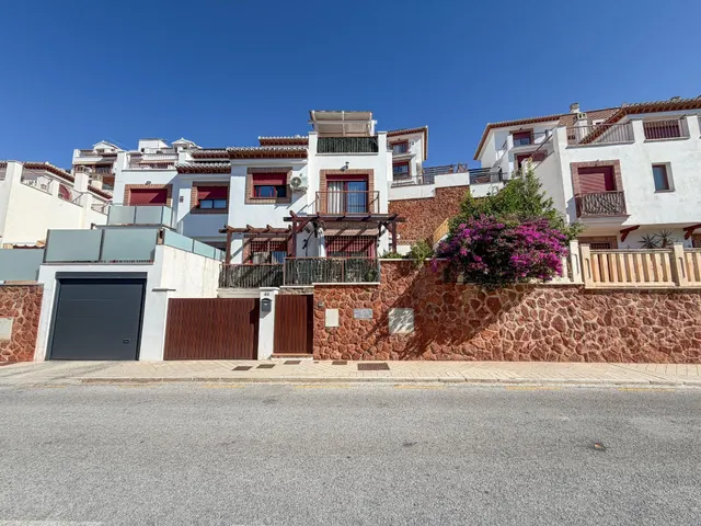 Casa Pareada en Granada capital (Lancha del Genil) — 48