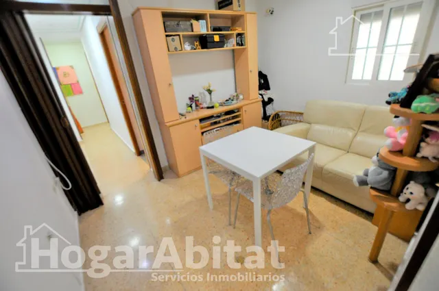 ¡En pleno centro! Bonito, impecable y luminoso con balcón y trastero, todo amueblado — 23