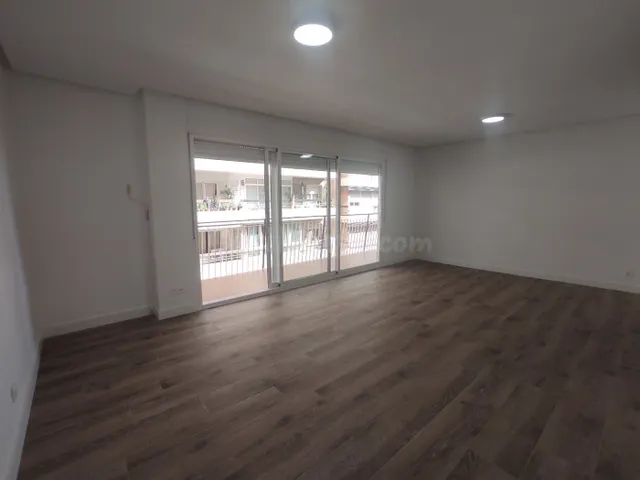ALQUILER DE   VIVIENDA VACIA  TOTALMENTE REFORMADA — 3