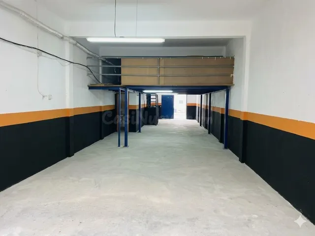 ¡Gran oportunidad en Almazora! Local/Almacén de 109m2 con al