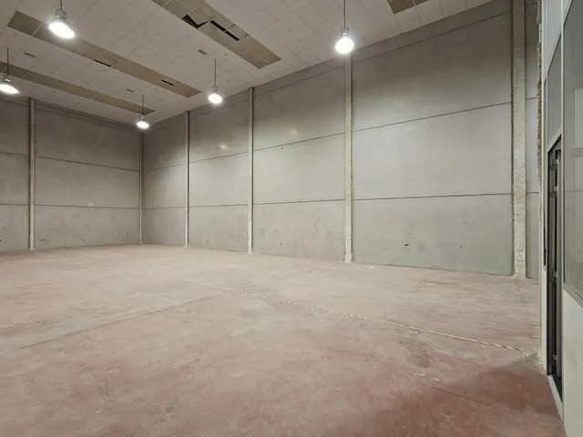 NAVE INDUSTRIAL EN ALQUILER EN POLÍGONO CANASTELL — 12