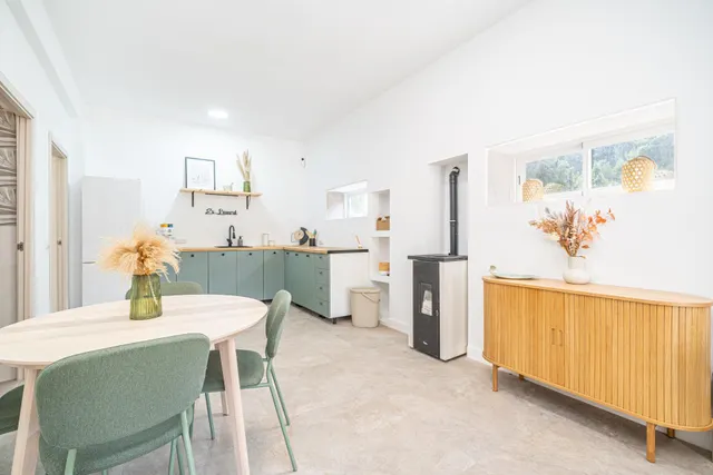 Finca rústica con terreno y casa reformada — 9