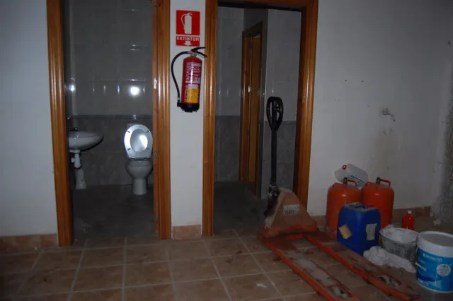 BAR TOTALMENTE ACONDICIONADO EN ROMICA — 26