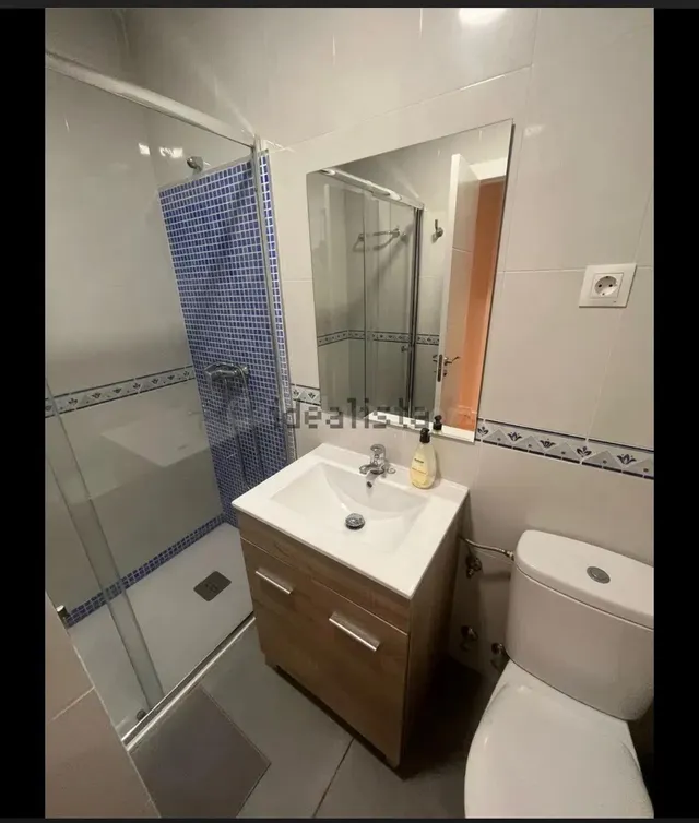 •¡HABITACIÓN DISPONIBLE EN MÁLAGA - ENTRADA INMEDIATA. '* 420€  • Calle — 5