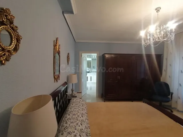 IMPRESIONANTE VIVIENDA EXTERIOR EN PLENA PLAZA DE COSTASOL
